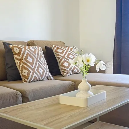 Apartment Ria *